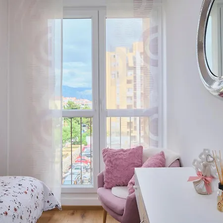 Pax Apartment