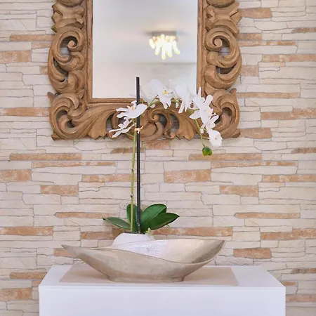 Pax Apartment *
