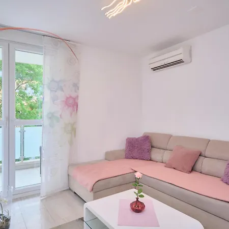Pax Apartment Split